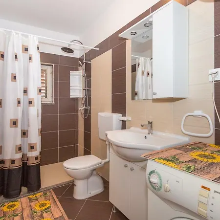 Apartman Korina *